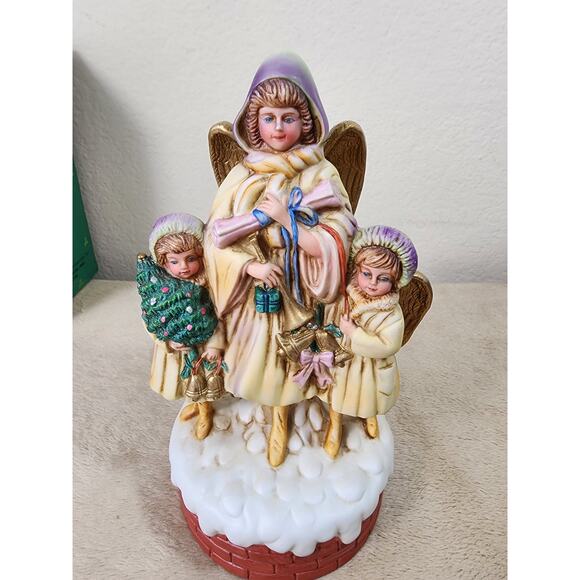 Christmas Victorian Angel Musical Ceramic Sankyo Movement w/ Box Vintage Tested - Picture 3 of 16